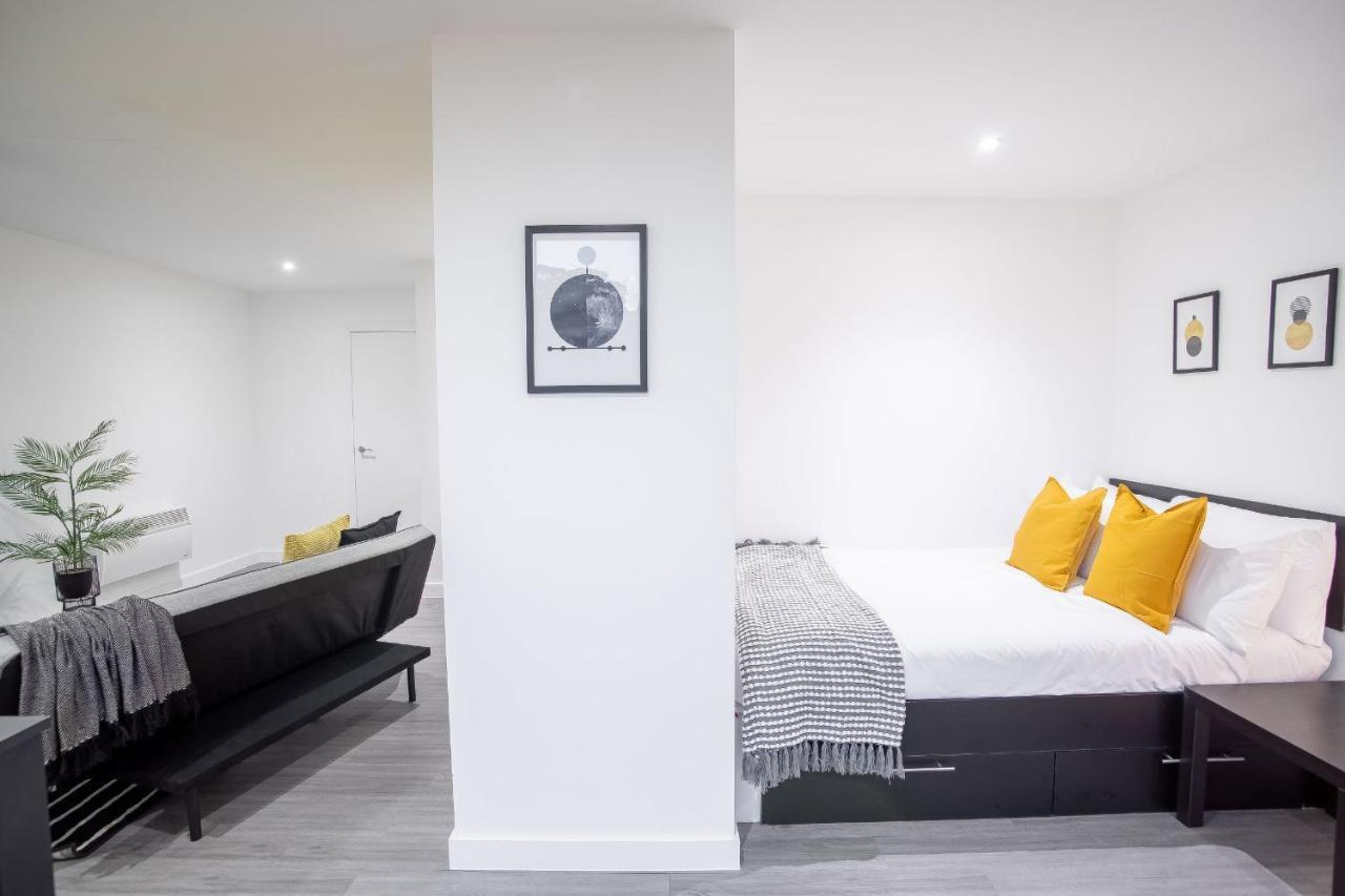 Royal Riverside Apartments Sheffield Centre - Opulent Living Exterior foto