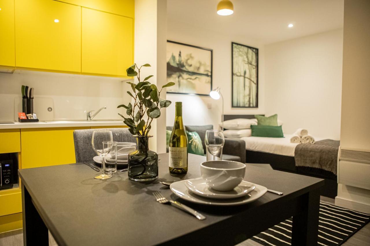 Royal Riverside Apartments Sheffield Centre - Opulent Living Exterior foto